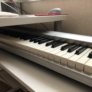 【GarageBand】MIDIキーボードで音源の製作をする基本の手順（MIDI接続から曲の書き出しまで）